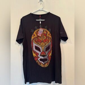 AY Guey - Luchador Men’s shirt size L- New with tags